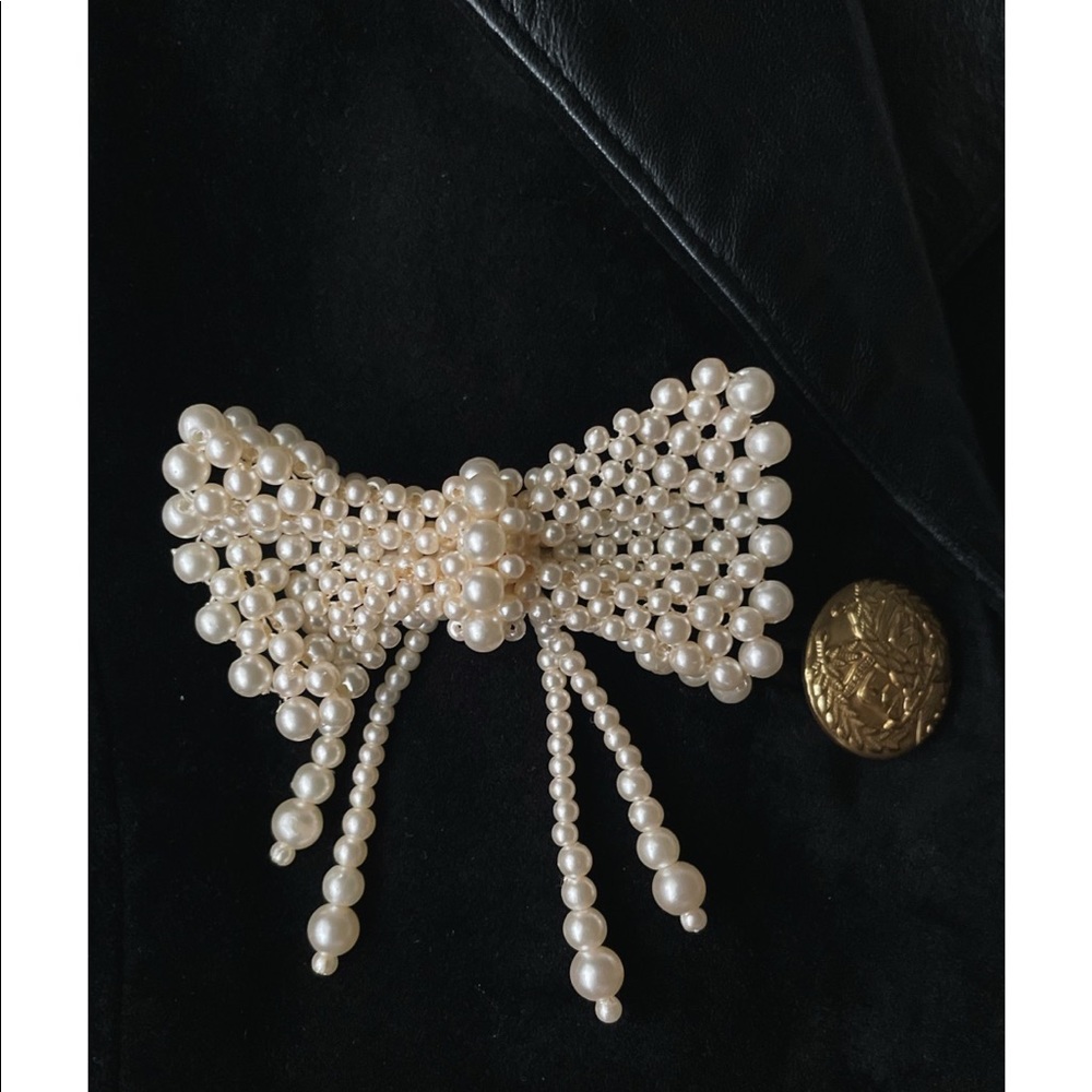 Faux Pearl Bow & Tassel Vintage Brooch